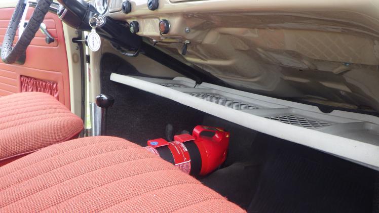 BUG WORKS,vw,���,�r�[�g��,1968,beetle,���X